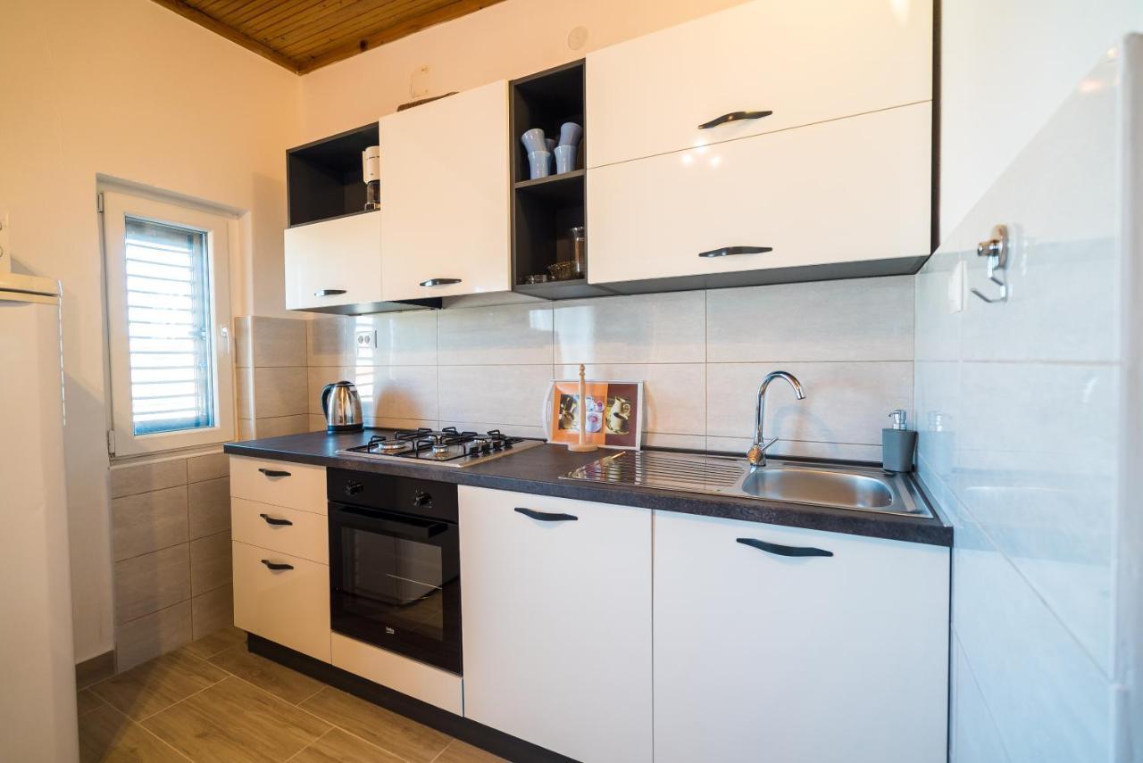Apartman Josipa Ražanac Zewnętrze zdjęcie